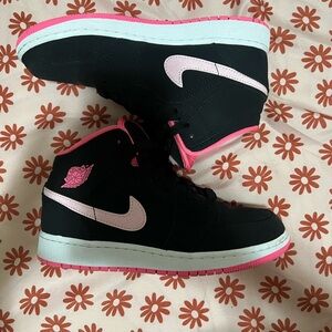 Nike Black and Pink High-Top Sneakers with Padded Ankle Support